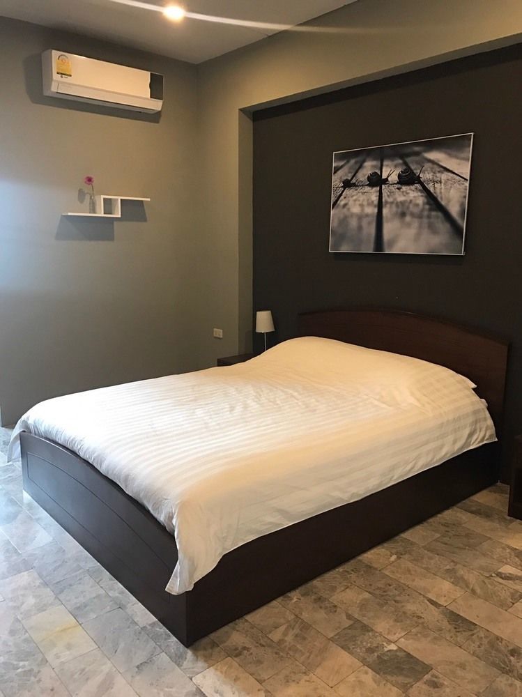 LKP Apartamento Kanchanaburi Exterior foto